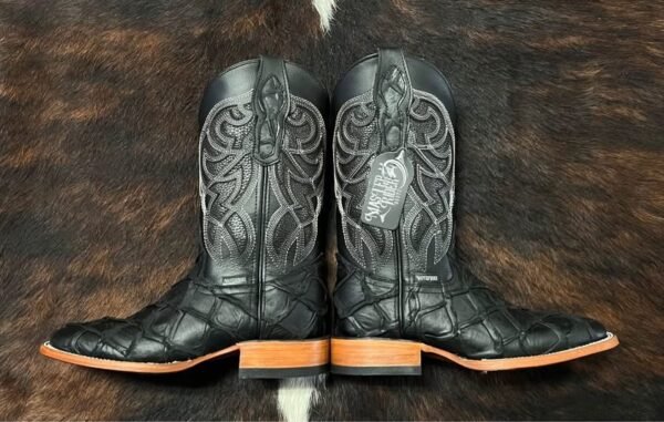 MPNA PIRARUCU BLACK WITH BROWN SOLE