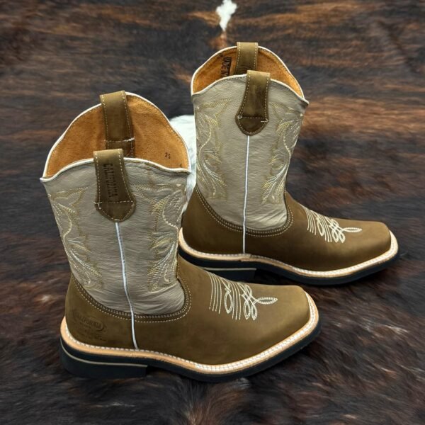 CTH BOTA RODEO CRAZY TANG SUELA HULE