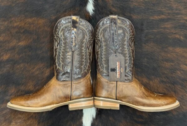 IMG-20260331-WA0045 HCTH CATER TABACO WITH RUBBER SOLE