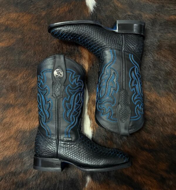 MPNB PYTHON BLACK AND BLUE