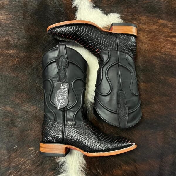 PBC PYTHON BLACK CHERRY