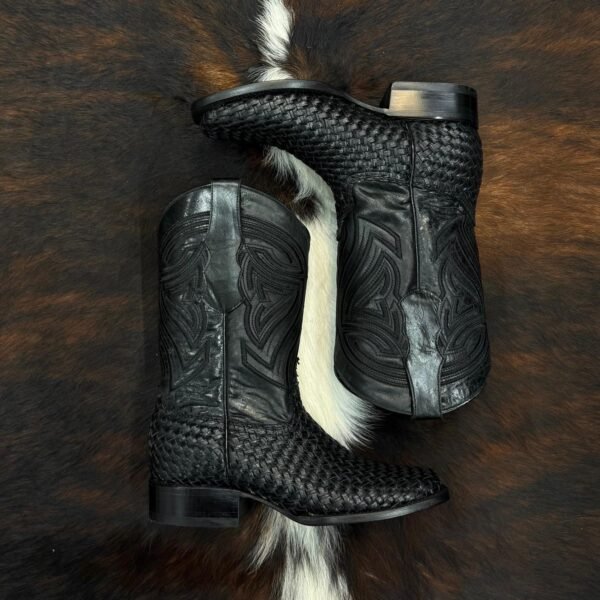 PNZD PETATILLO NEGRO