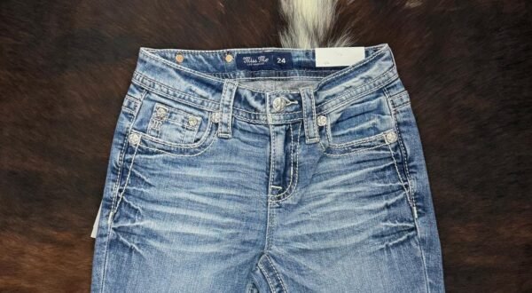 M9607BS Lt. Blue Miss Me Mid-Rise Boot Jean