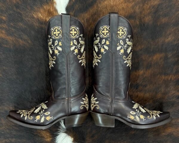 e016264c-5e0f-488f-b989-e7a06253890b WFMP Frida Moka Retro Est. Praga Wildflower Boots