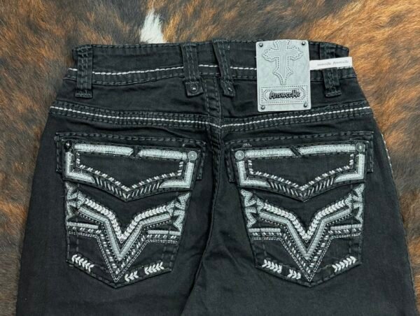 AM-2357 ANSWER ME PREMIUM STRAIGHT FIT JEAN HEIGHT 32"